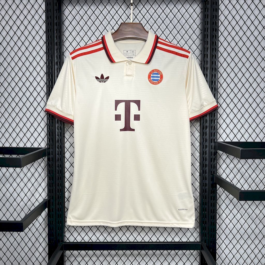 Bayern Munich Tercera 2024/25 Versión Fan