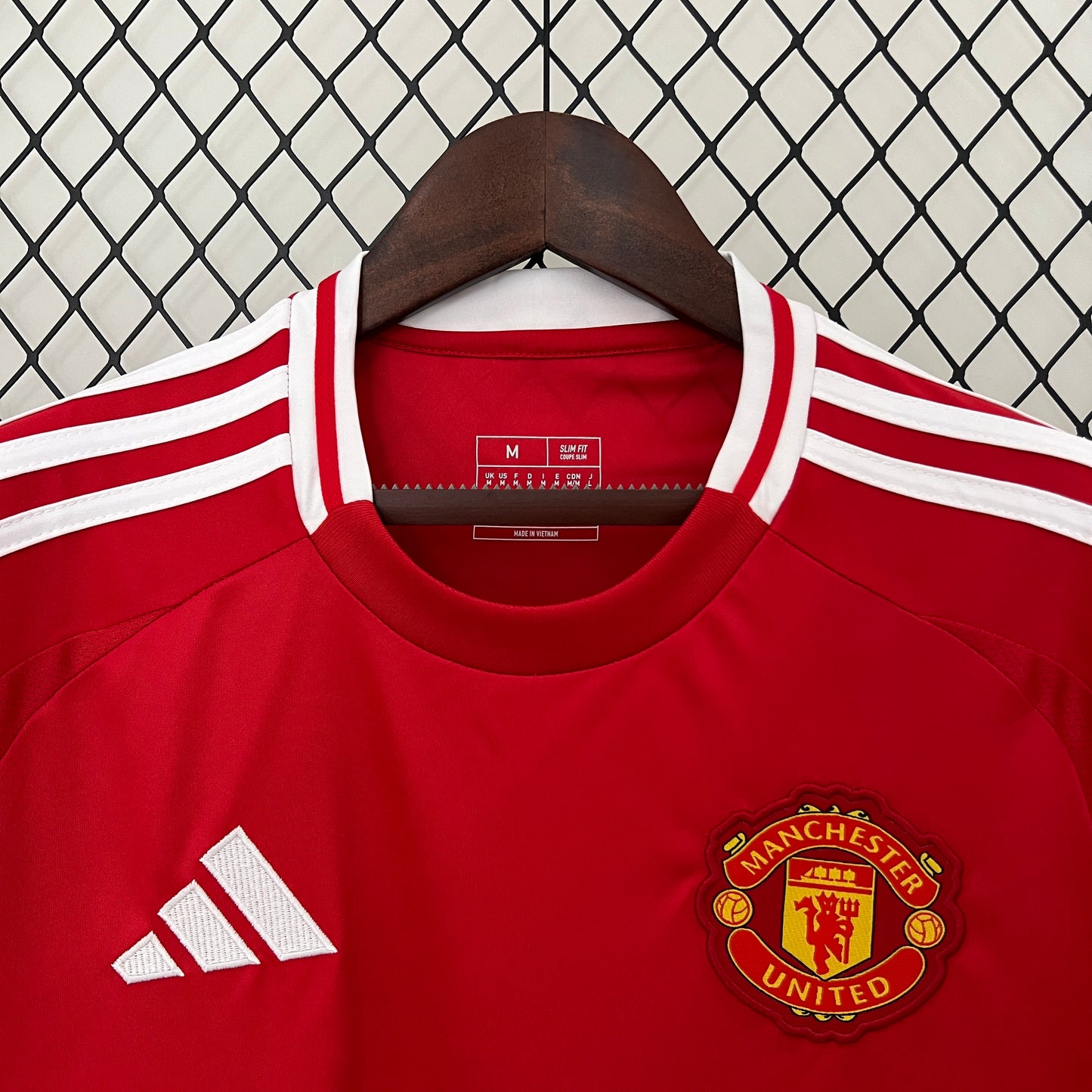 Manchester United Local 2024/25 Versión Fan