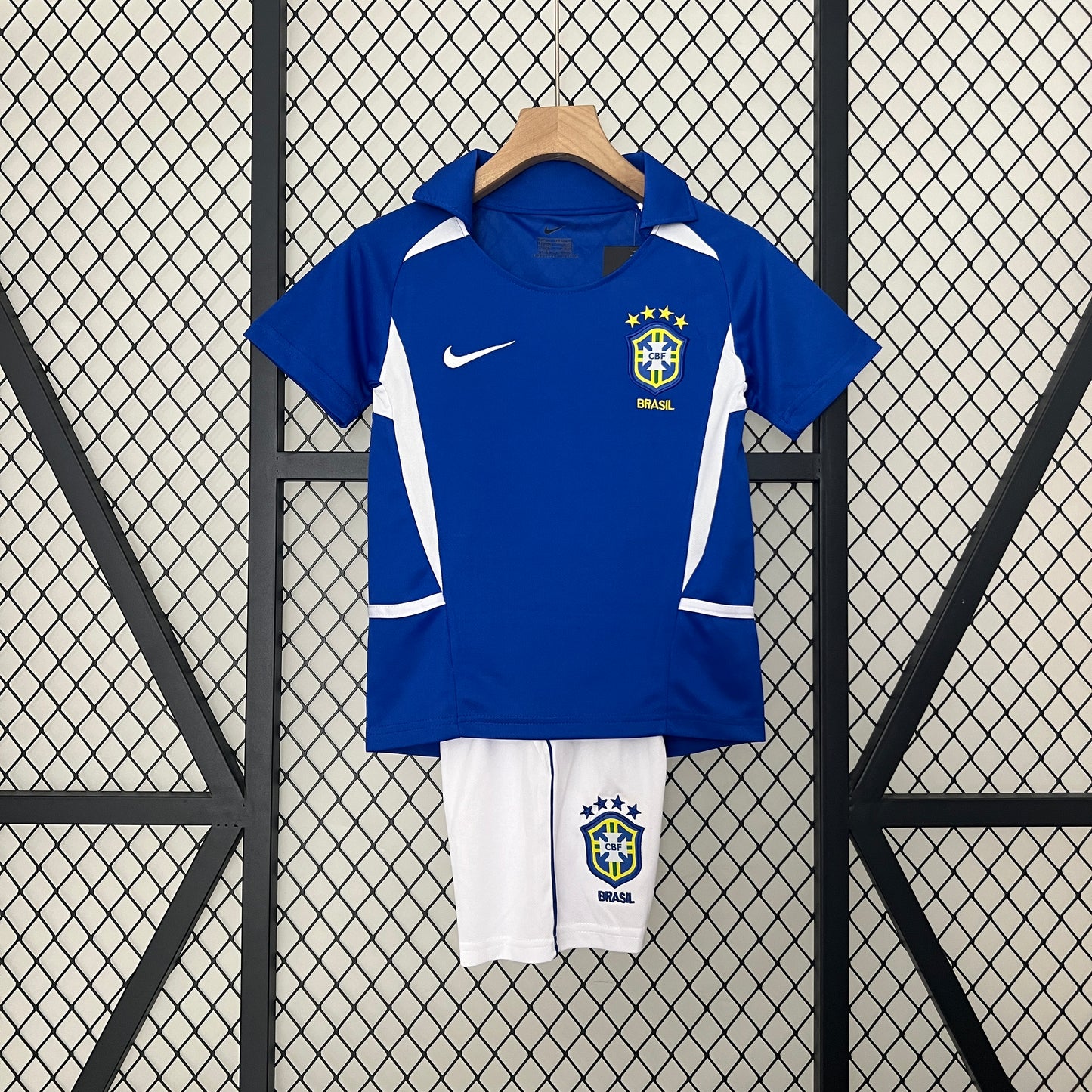 Brasil Retro Kit Niños Visita 2002