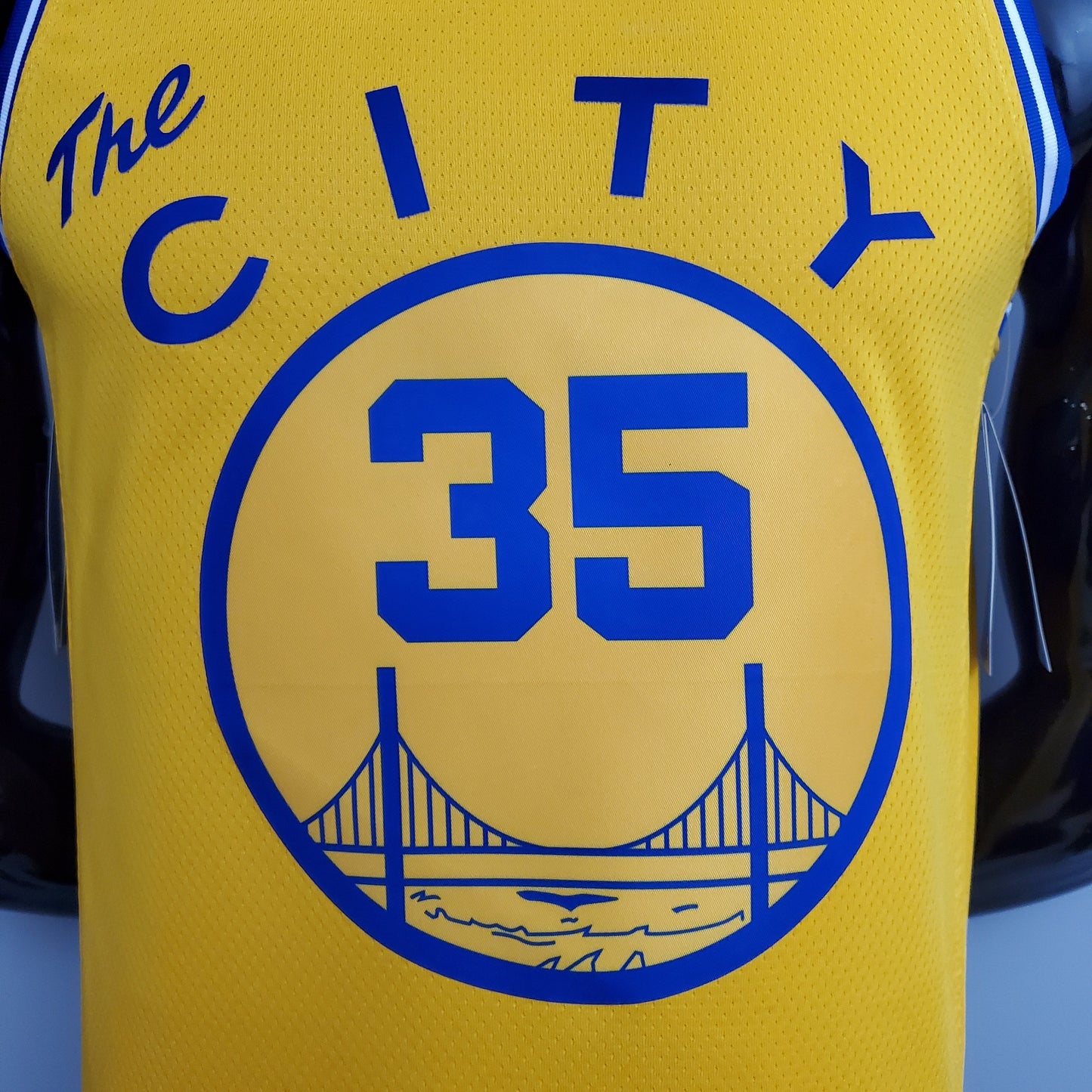 Golden State Warriors The City" Amarilla