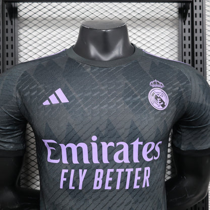 Real Madrid Cuarta 2024/25 Versión Jugador