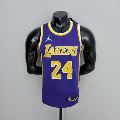 LA Lakers Clásica Morada Jordan 2022/23 Versión Fan