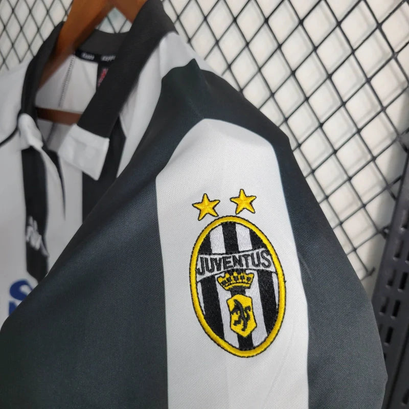 Juventus Retro Local 1997/98 Versión Fan