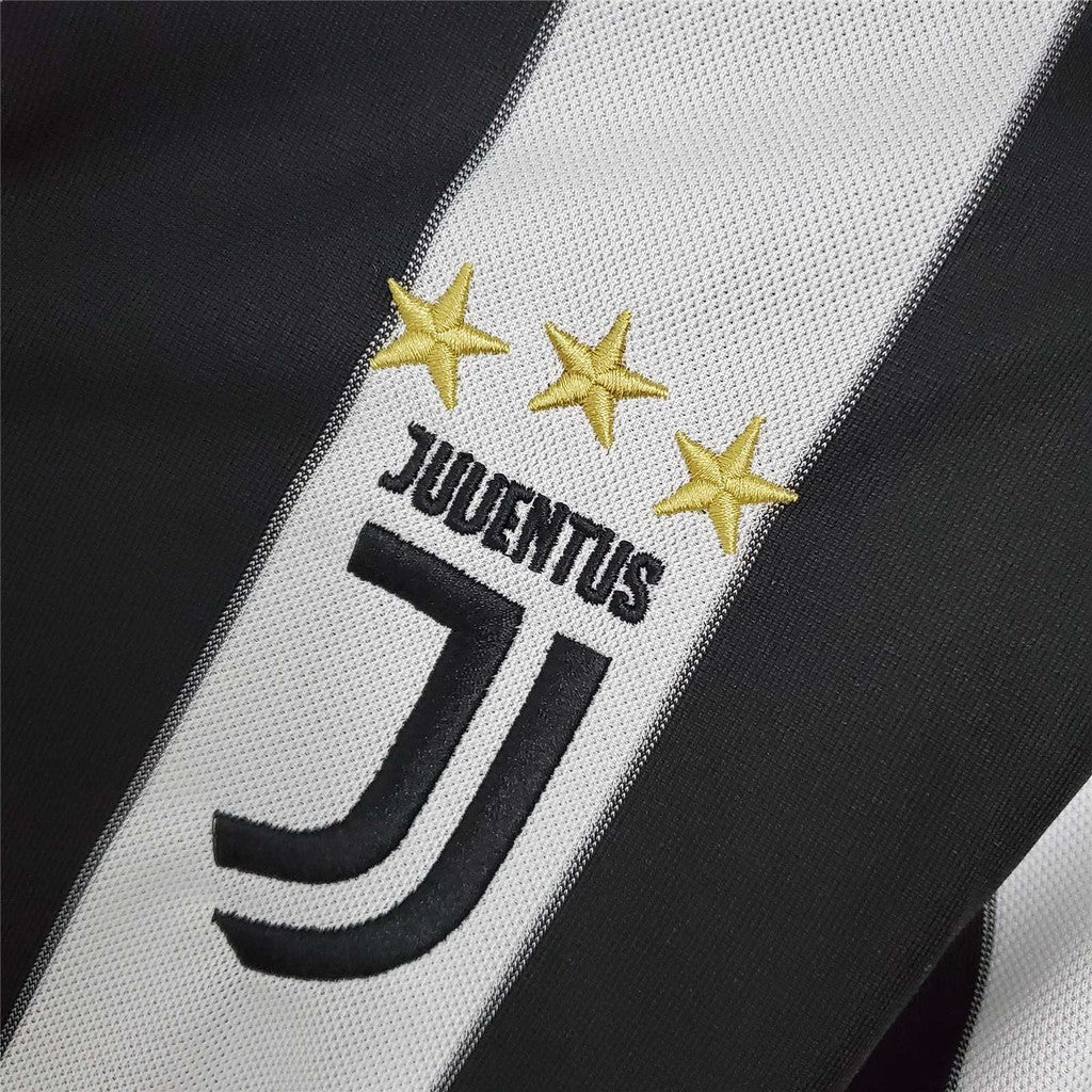 Juventus Retro 2017/18 Versión Fan