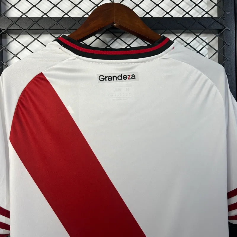 River Plate Local 2025/26 Versión Fan