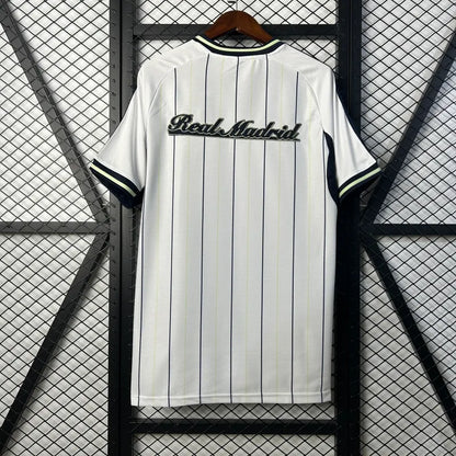 Real Madrid Edición Especial 2025/26 Versión Fan