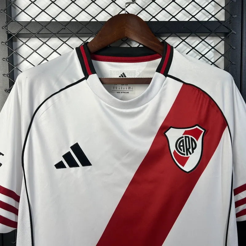 River Plate Local 2025/26 Versión Fan