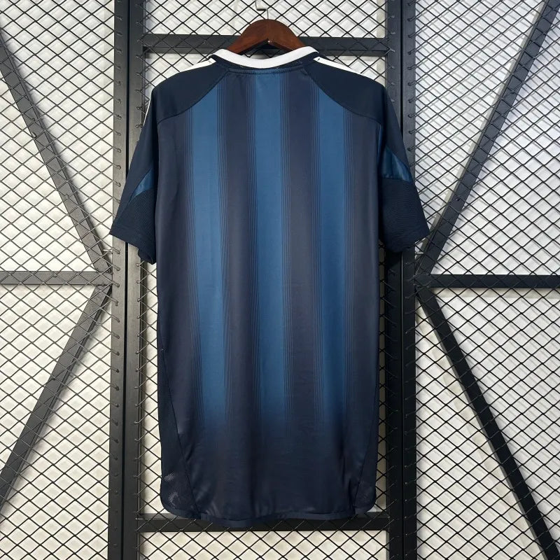 Newcastle United Visita Retro 2005/06 Versión Fan