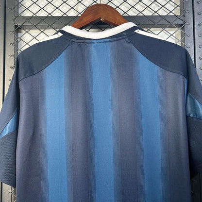 Newcastle United Visita Retro 2005/06 Versión Fan