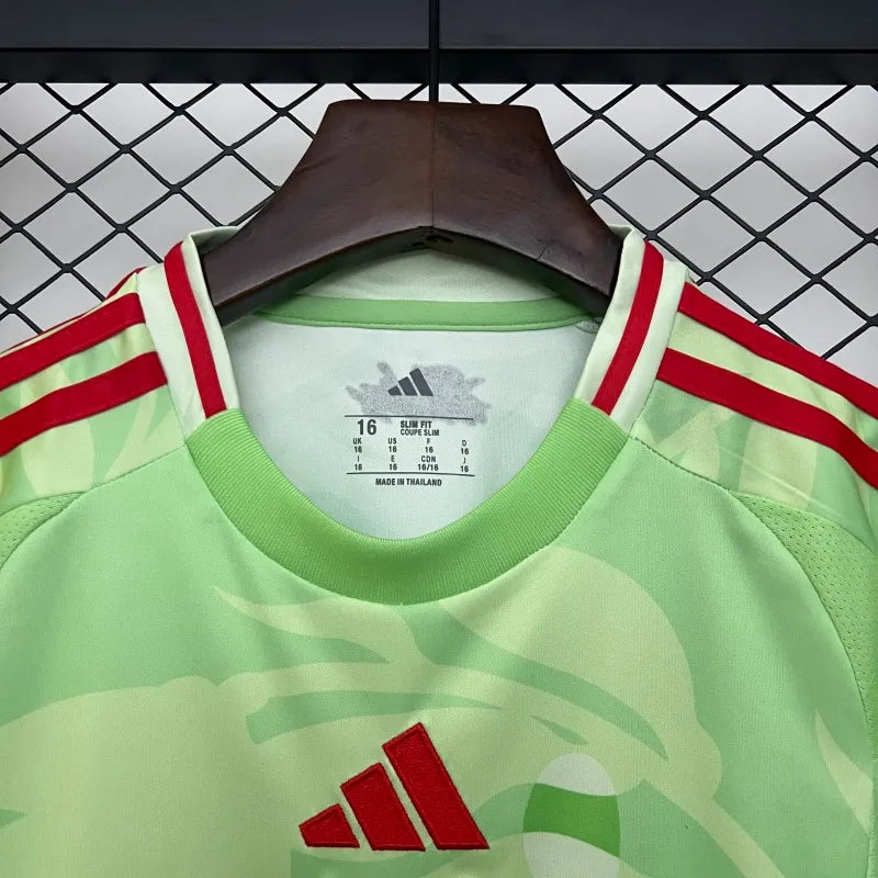 Italia Kit Niños Visita 2025/26