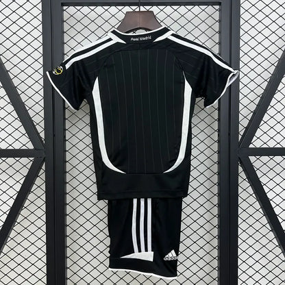Real Madrid Kit Niños Visita 2006/07