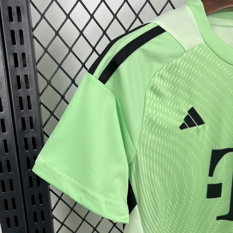 Bayern Munich Kit Niños Portero Verde 2025/26