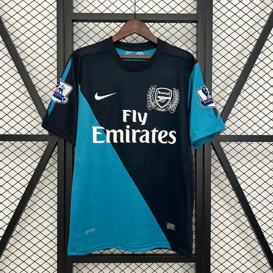 Arsenal Visita Retro 2011/12 Versión Fan