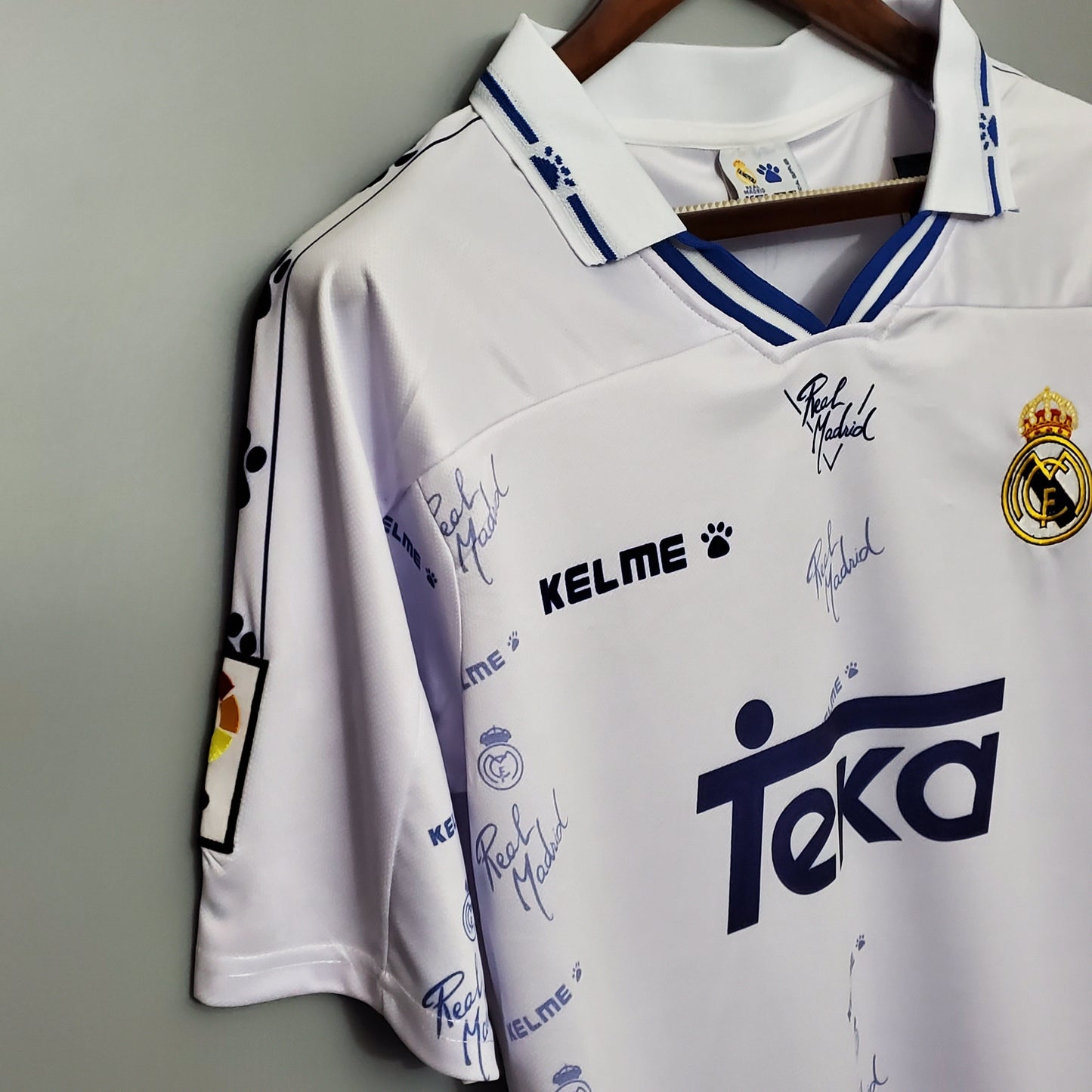 Real Madrid Local Retro 1994/96 Versión Fan