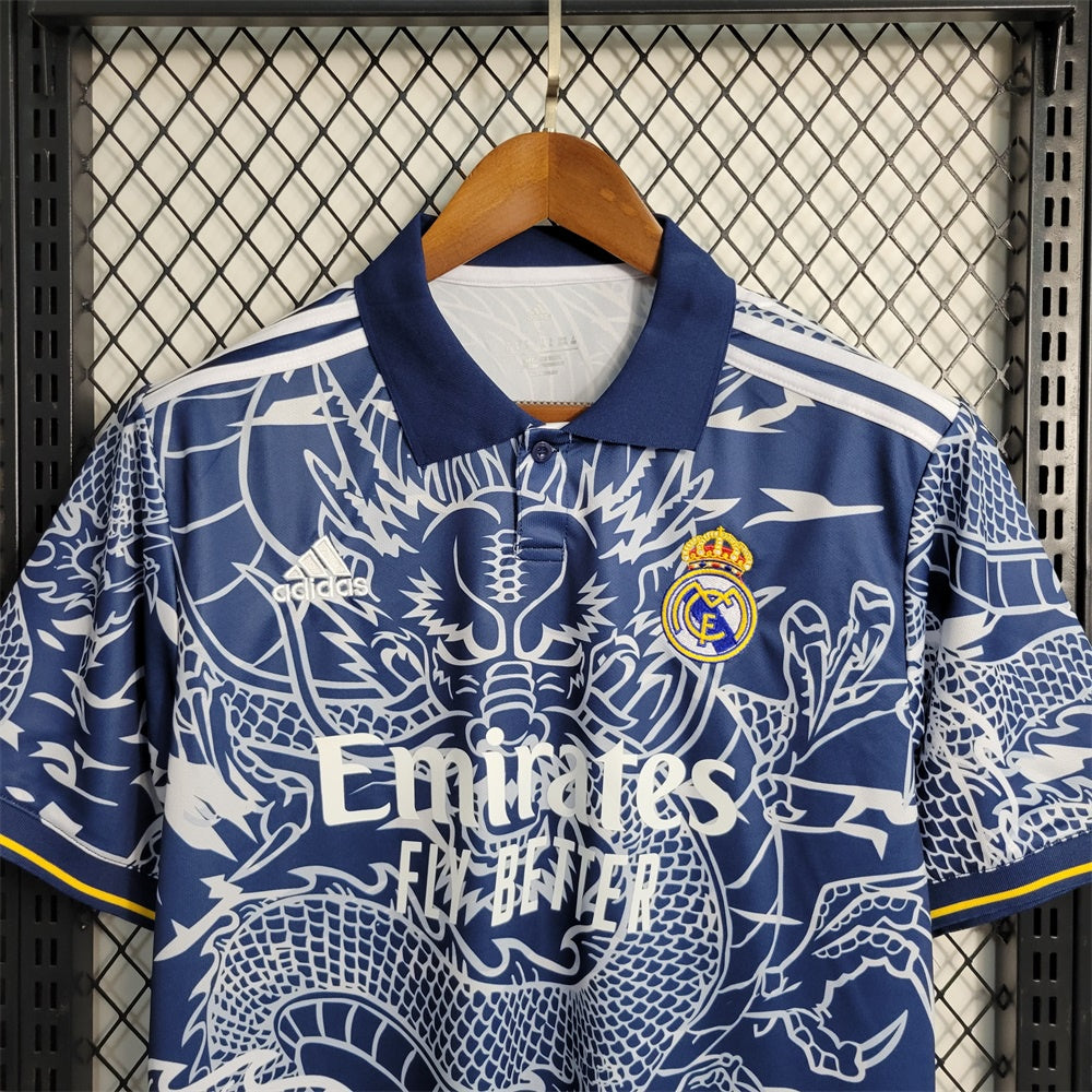 Real Madrid Edición Especial Dragón Azul 2023/24 Versión Fan