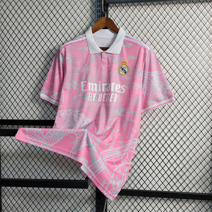 Real Madrid Edición Especial Dragón Rosado 2023/24 Versión Fan