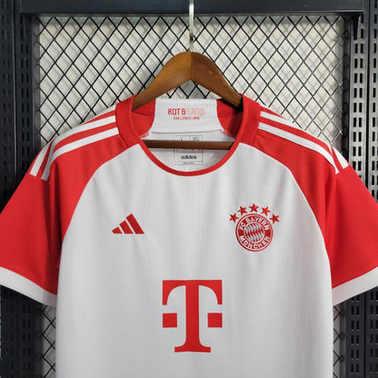 Bayern Munich Local 2023/24 Versión Fan