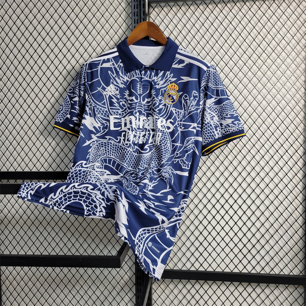 Real Madrid Edición Especial Dragón Azul 2023/24 Versión Fan