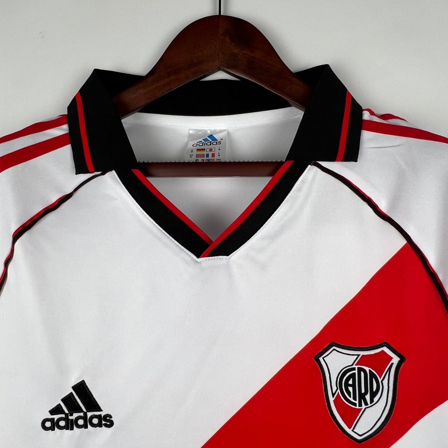 River Plate Local Retro 2000 Versión Fan