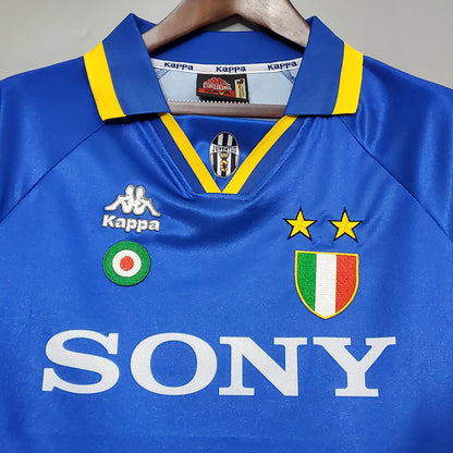 Juventus Retro Visita 1995/97 Versión Fan