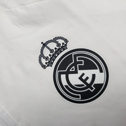 Cortavientos Adidas Real Madrid 2023/2024 blanco y morado