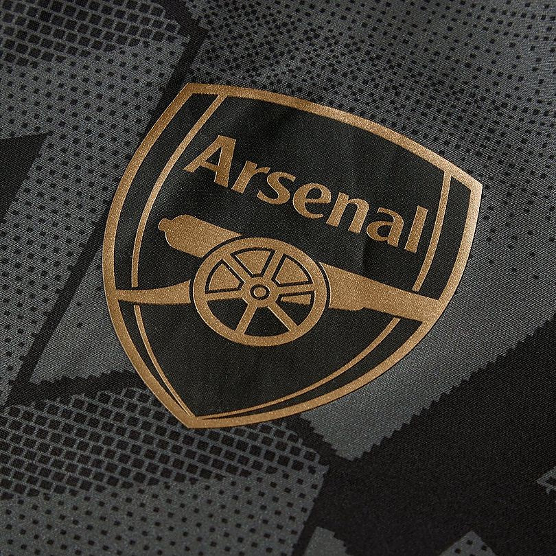 Arsenal Cortavientos Negra