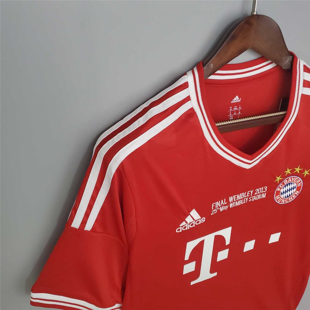 Bayern Munich Local Retro 2013/14 Versión Fan