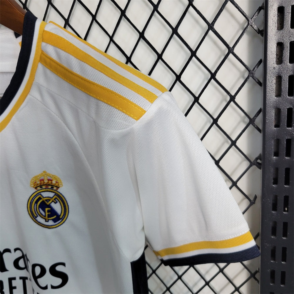 Real Madrid Kit Niños Local 2023/24